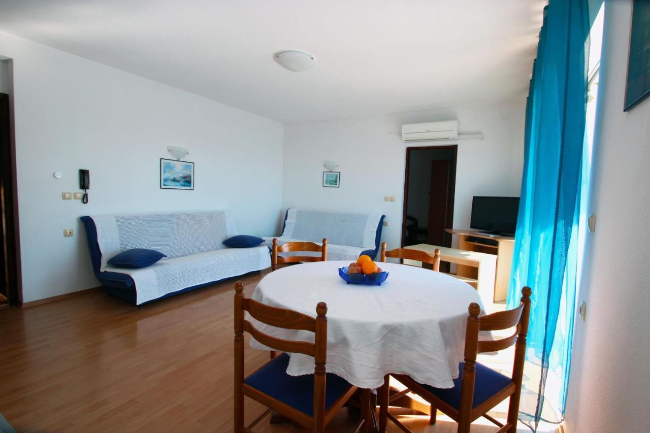 Apartments With A Parking Space Crikvenica - 5553 المظهر الخارجي الصورة